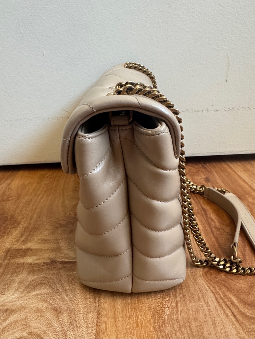 Saint Laurent Beige LOU LOU Quilted Chevron Chain Shoulder Bag - Picture 3 of 7